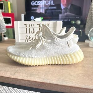 Yeezy triple white. Size 8.5. Verified and bought through GOAT.